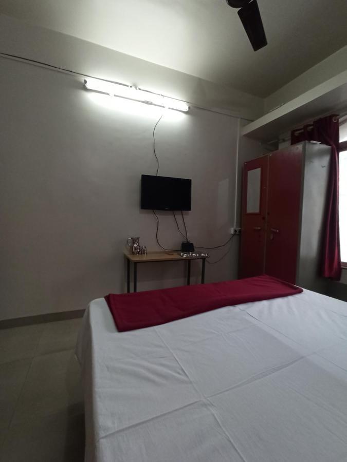 Malwade Motels プネ エクステリア 写真