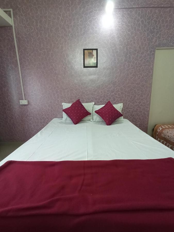 Malwade Motels プネ エクステリア 写真